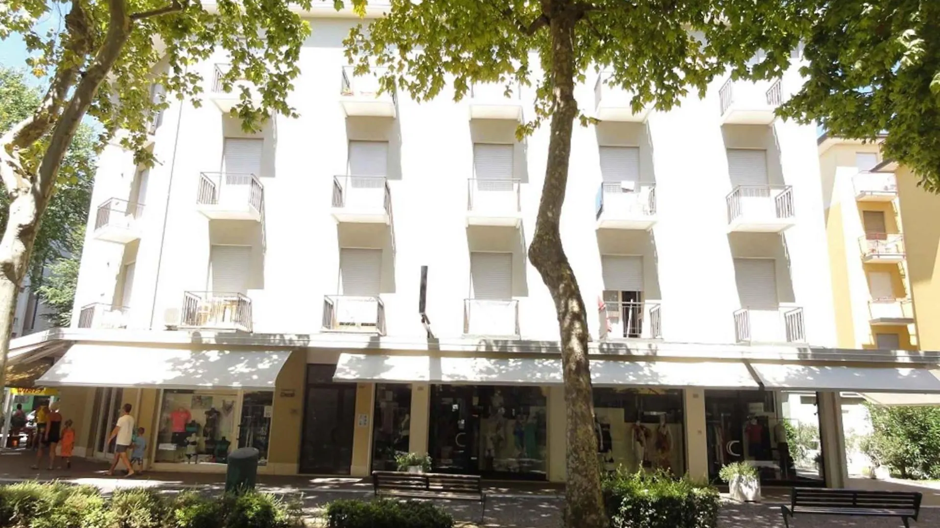 Apartment In Bibione 53641 Italy